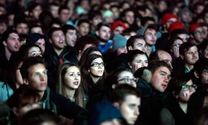 In Ländern mit grosser Rugby-Tradition, wie etwa Frankreich, wurde die Grossveranstaltung im Fernsehen oder sogar auf Grossleinwand übertragen. Fernsehzuschauer in über 200 Gebieten konnten live mitfiebern. Der Rugby-Weltverband hat sich aber zum Ziel gesetzt, noch weitere Märkte zu erschliessen.