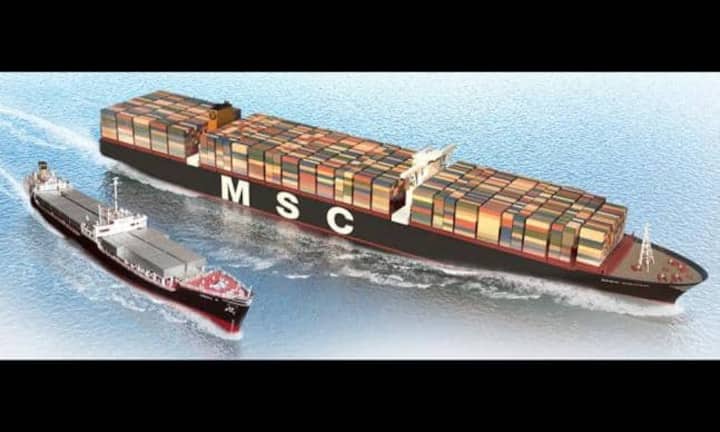Die unglaubliche Evolution der Containerschiffe zeigt diese Grafik von ABB. Das erste Containerschiff, die SS Ideal X von 1956, mit 96 TEU, war ein Zwerg im Vergleich zur gigantischen MSC Oscar.  ABB