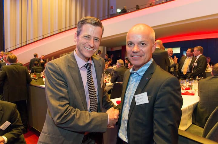 Jon Erni, Leiter Grosskunden, Microsoft; Heinz Herren, Leiter Netz & IT, Swisscom (Schweiz) AG