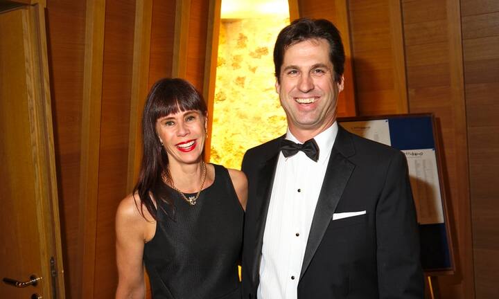 Pernilla Bennet;
Gabriel Bennet, CFO, Oriflame