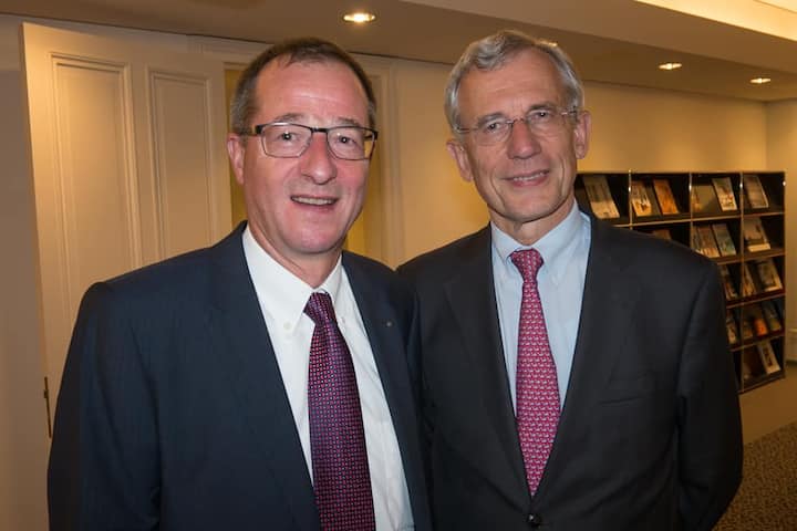 Toni Schönenberger, CEO Wolfsberg; Peter Gottwald, Botschafter der Bundesrepublik Deutschland in der Schweiz