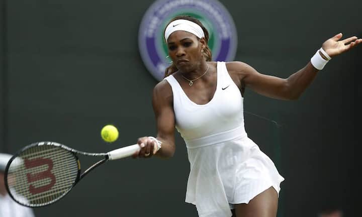 Doch nicht in jedem Jahr sticht ihr Outfit so hervor: 2014 trug Serena Williams ein kurzes, unaufälliges Flatterröckchen...