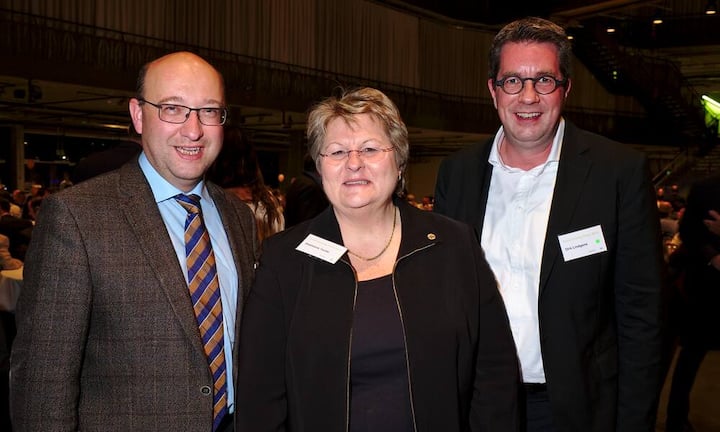 Beat Tinner, Gemeindepräsident Wartau, VR Säntis Energie AG;
Stephanie Teufel, Prof. Uni Fribourg;
Dirk Lindgens, Geschäfstführer, energate gmbh