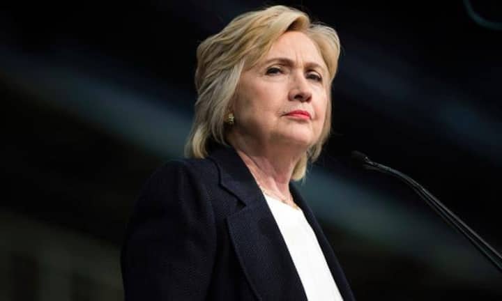 ...nicht die einzige historische in diesem Jahr. Mit Hillary Clinton kann es erstmals eine Frau ins Weisse Haus schaffen. Sollte Clinton gewählt werden, sieht Marie Owens Thomson, Chefökonomin von Indosuez Wealth Management, darin den Auftakt zu einem «Jahr der mächtigen Frauen».