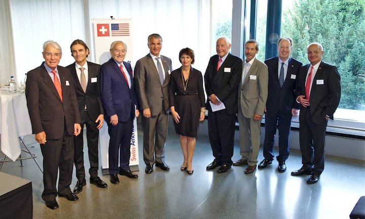 Robert Studer, former Chairman, AMCHAM;
Thomas Knecht, former Chairman, AMCHAM;
Rainer E. Gut, Honorary Chairman, Credit Suisse Group AG;
Sergio P. Ermotti, Group CEO, UBS AG;
Doris Leuthard, Bundespräsidentin;
Egon P.S. Zehner, former Chairman, AMCHAM;
Fritz Fahrni, former Chairman, AMCHAM;
André Kudelski, Vice Chairman, AMCHAM
Martin Naville, CEO, AMCHAM