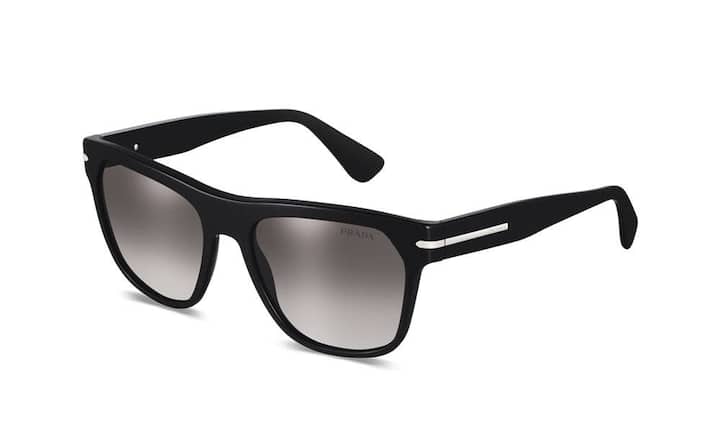 Prada - SchlichtGeometrische Linien, grau verlaufende Gläser und Prada-Logo-Pfeil bietet dieses eckige Exemplar, das in verschiedenen Farben erhältlich ist.Preis: 328 Franken