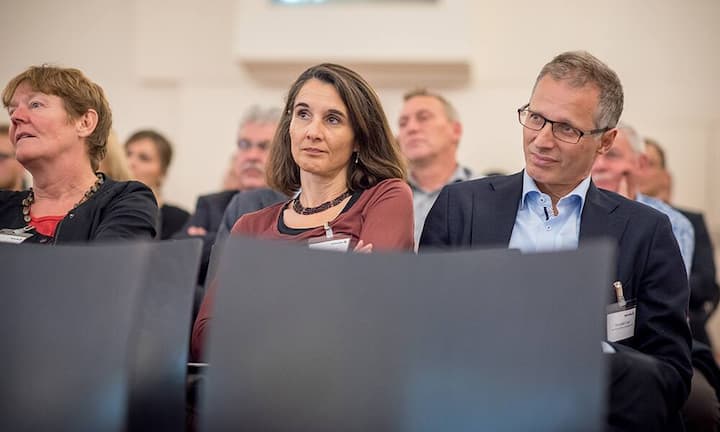 Impressionen von der Podiumsdiskussion «Rendez-vous Helvetia»