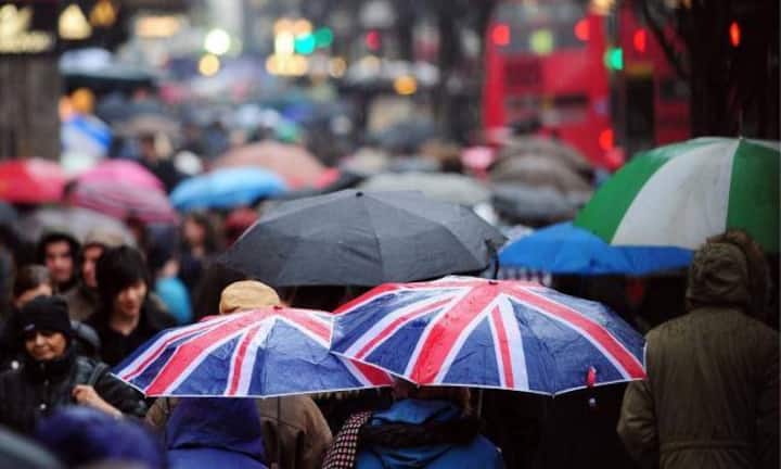 18 Prozent gaben an, in Besprechungen unterbrochen oder bevormundet zu werden. Ebensoviele werden für jünger gehalten als sie eigentlich sind.