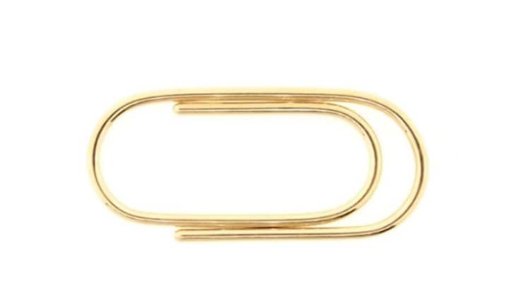 2010 Dollar – Geldklammer: 13,8 Gramm wiegt die schlichte Geldklammer von Tiffany & Co., die einer Papierklammer nachempfunden ist. Dieses Objekt ist mit bereits 55 Geboten das derzeit mit Abstand beliebteste.