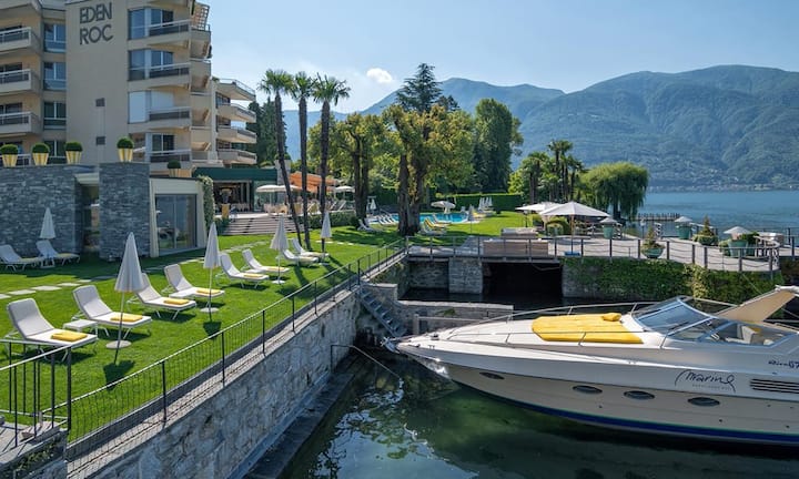 Platz 7 (Vorjahr: 5): Eden Roc, AsconaDie Uferlage am Lago Maggiore, das Spa- und Wassersportangebot und die gastronomische Vielfalt in vier Restaurants sind top. Dennoch fühlt sich das Eden Roc wie ein Luxushotel der Nullerjahre an. Zwar wurde jüngst ein Teil der 95 Zimmer in einem etwas zurückgenommeneren Stil als bisher renoviert, doch dominieren immer noch schrilles Design und Farben, die einen nervös machen. Gastgeber Daniel Schälli wird das Hotel im Herbst nach sieben Jahren verlassen.