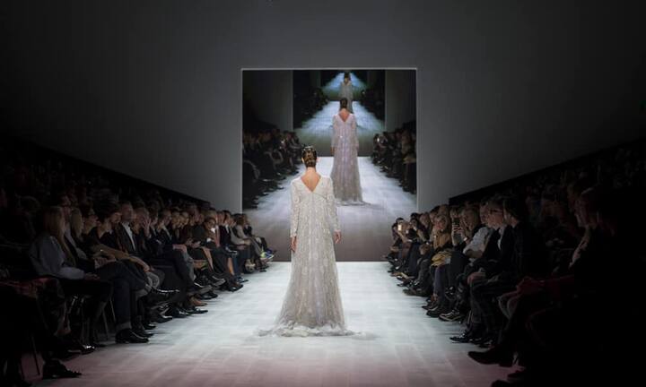 ...und ein romantisch verspieltes Design präsentierte.