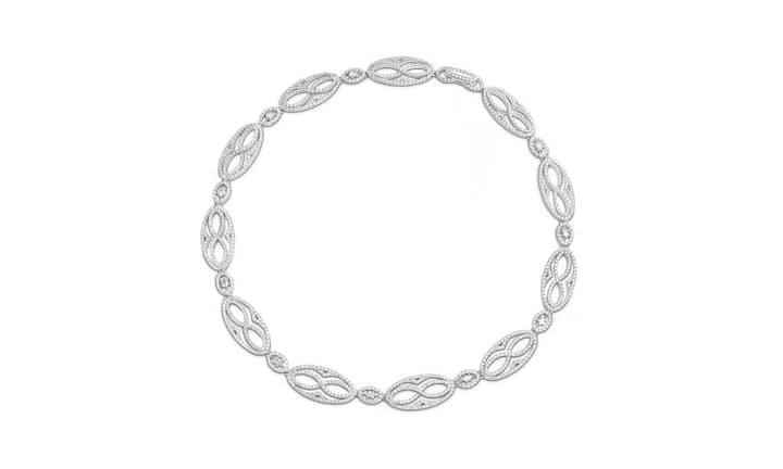 Collier: 18 Karat Weissgold, Brillanten, Länge 45 Zentimeter Bilder: PR