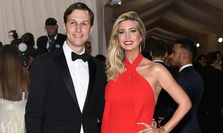 Auch Ivankas Ehemann, Jared Kushner, ist involviert. Der 35-jährige Immobilienunternehmer und Zeitungsverleger agierte als Wahlkampfmanager und sprang immer dann in die Bresche, wenn Trump Antisemitismus vorgeworfen wird. Denn Kushner stammt aus einer orthodoxen jüdischen Familie.