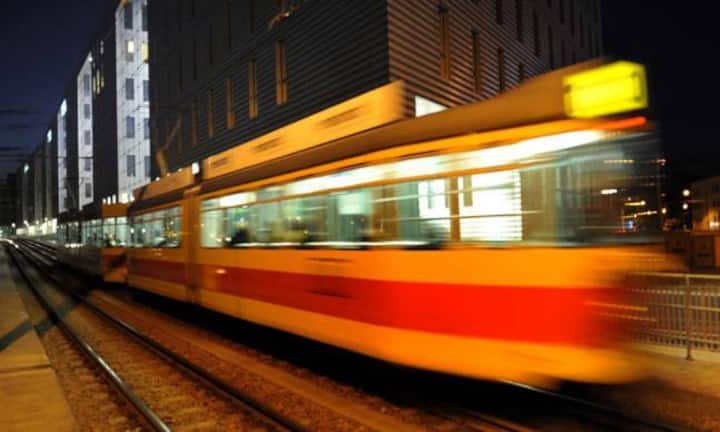 Der Weg zur Arbeit soll für fast drei von vier Schweizern nicht länger als eine Stunde maximal pro Tag dauern – also je 30 Minuten für Hin- und Rückweg.