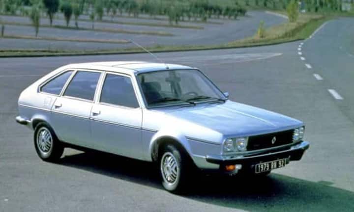 François Mitterrand bevorzugte hingegen Renault. Von 1981 bis 1995 fuhr er unter anderem einen Renault 30, 25 und Safrane.