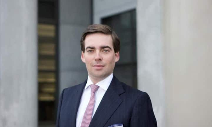 Den Wechsel in  die Schweiz leitete der Headhunter Christoph Zeiss ein, der im Auftrag von Lombard Odier Top-Talente für die Bankführung suchte. «Sie war von der Idee, Bankpartnerin zu werden, ganz angetan», heisst es von Insidern.