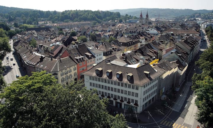 Platz 5: Winterthur  Die Lebensqualität in 162 Städten der Schweiz hat das Beratungsunternehmen Wüest & Partner in Zürich anhand von 122 Kriterien in elf Themen bereichen von Arbeitsmarkt bis Steuerbelastung definiert. Winterthur schneidet dabei auf dem 5. Rang ab.