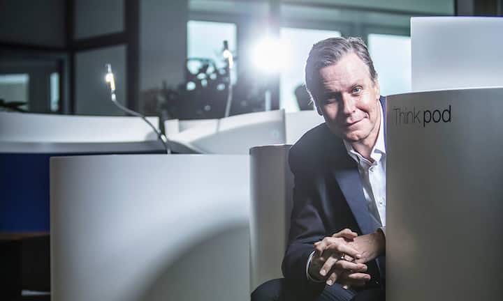 Die Vordenker:Georg von Krogh, Direktor Strategic Management and Innovation, ETH ZürichVon Krogh ist einer der rar gesäten Betriebsökonomen, welche die Macher von morgen an der ETH Zürich in die digitale Zukunft begleiten. Seit elf Jahren prägt er den Lehrstuhl Strategic Management and Innovation. Daniel Kellenberger