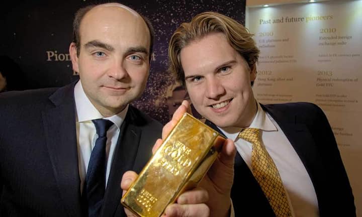 Pures Gold:
Bernhard Wenger, Executive Director, etf Securities;
Andre Voinea, Associate Director, etf Securities