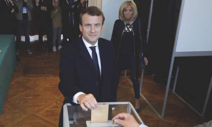 Atomkraft: Macron steht zum Ziel, den Atomanteil am Strommix bis 2025 von 75 auf 50 Prozent zu senken, und zur Schliessung von Fessenheim.