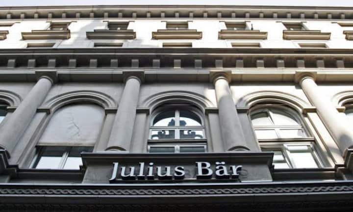 Julius Bär: Die Bank unter der Führung von CEO Boris Collardi verhält sich atypisch zu den anderen Bankentitel im SMI - der Aktienkurs steht nur knapp unter seinem Höchststand von Juli 2015, als der Titel etwas mehr als 54 Franken kostete. Seit Jahresbeginn hat die Aktie 17,5 Prozent zugelegt.