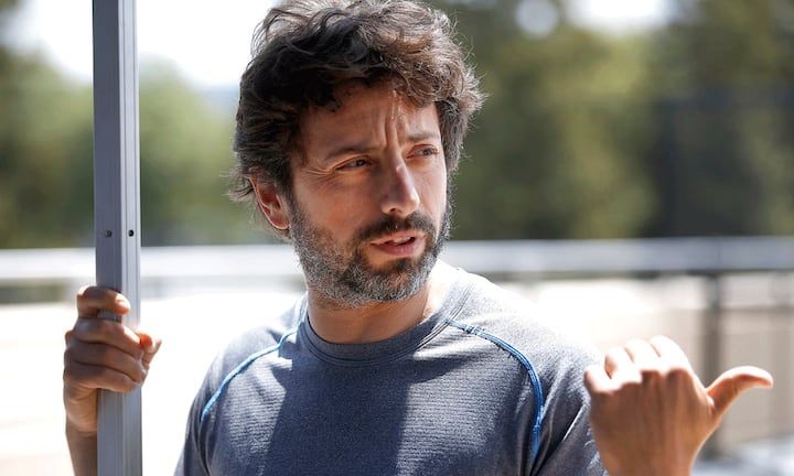 Sergey Brin, der Co-Gründer von Google, liebt Autos der Marke Tesla.