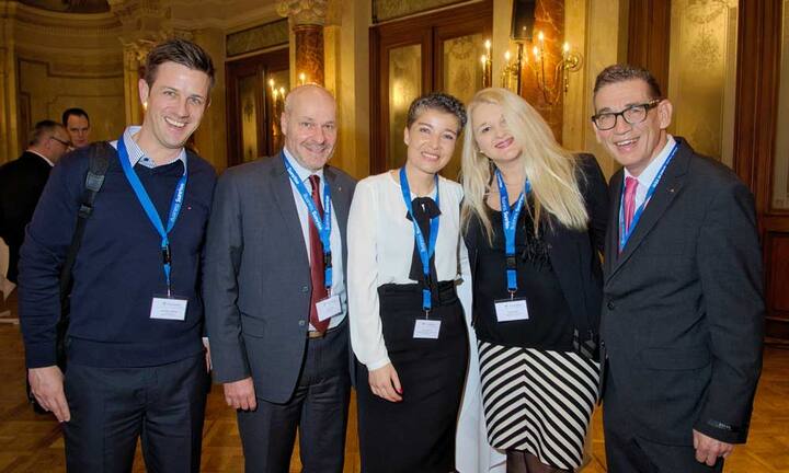 Christian Helbling, Vice President, Marcuard Family Office;
Hugo Graf, Inhaber, Synexia AG;
Sara Bouachir, Geschäftsführerin, ISS Schweiz AG;
Claudia Willi, Geschäftsführerin, Knellwolf + Partner AG;
Christoph Lang, Geschäftsführer, Flughafenregion Zürich