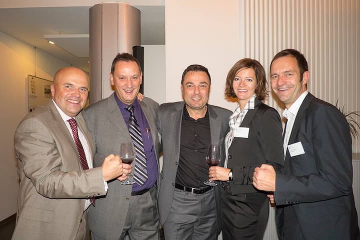 Christof Reutlinger, Garage Zürich Nord; Toni Lee, CEO SITAG AG; Giusep Fry, Geschäftsführer und Inhaber Hotel Uto Kulm AG; Sandy Lee; Kaspar Niklaus, CEO de Sede AG