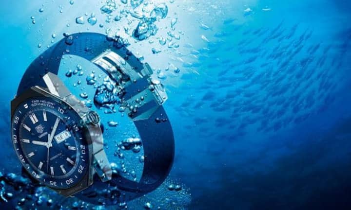 Die erste schlaue Uhr von TAG Heuer präsentierte das Unternehmen im November 2015. 60'000 Stück gingen 2016 über die Ladentheke - mehr als erwartet. Die «Carrera Connected» war damit im vergangenen Herbst ausverkauft.