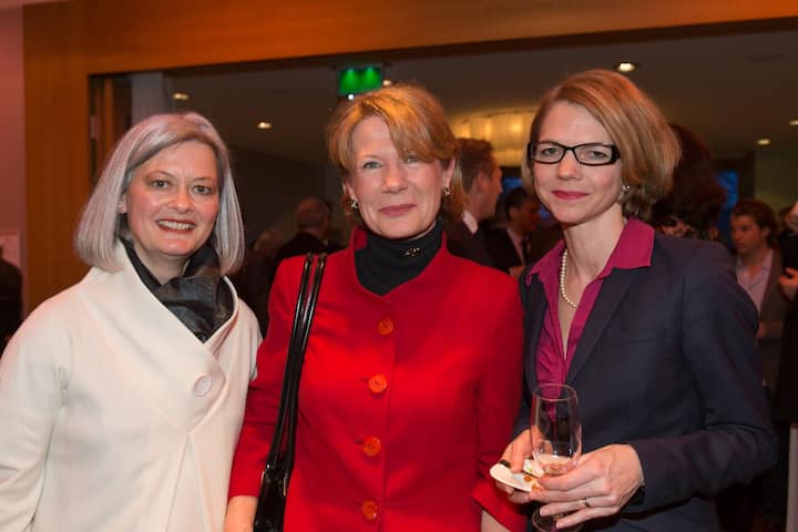 Doris Aebi, Vizepräsidentin VR MGB; Ursula Schöpfer-Bretscher, Pharmatrans Sanaq AG;  Annina Arpagaus, MGB