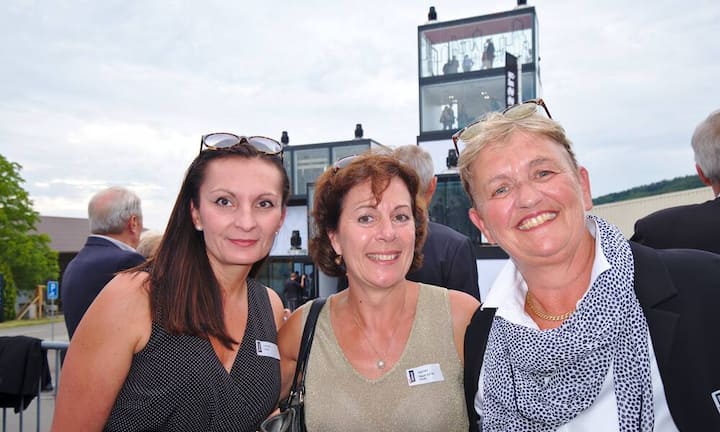 Danijela Woell, Director Sales & Marketing, Ambrosius Deutschland GmbH;
Gabriela Meyer auf der Heide, Privatière;
Charlotte Brühwiler-Messner, Teilhaberin MPG Messner Performance Capital