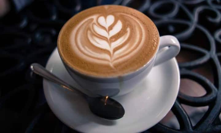 Rang 9: Nespresso 18 Prozent
Am häufigsten kaufen Schweizer auf dem PC ein (87 Prozent) gefolgt von Tablets (65 Prozent) und Smartphones (57 Prozent). Keystone