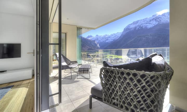 … auf der Terrasse kommen alle auf ihre Kosten. Bei jeder Wohnung sind zwei Garagenplätze im Preis inbegriffen. Modern gestaltet ist auch die …