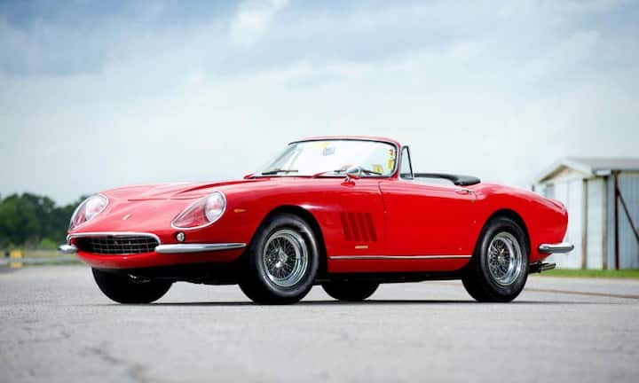Platz 4: Ferrari 275 GTB/4S N.A.R.T. Spider, Baujahr 1967
Preis: 27,5 Millionen Dollar Bloomberg