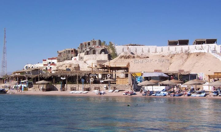 ... Ägypten, Tunesien und Thailand. Dies steht wohl auch im Zusammenhang mit den Warnungen des EDA.Wikimedia/CC