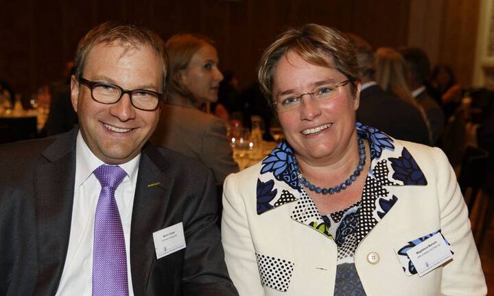 Martin Hirzel, Autoneum Holding AG; Magdalena Martullo Blocher, CEO EMS Chemie Holding (v.l.n.r.)