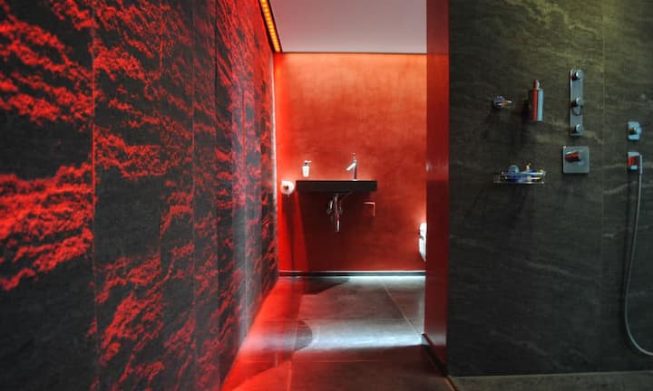 Das Architektenhaus wurde im Jahre 2008 aufwändig renoviert und erfuhr in diesem Zuge eine stilgerechte Aufwertung.