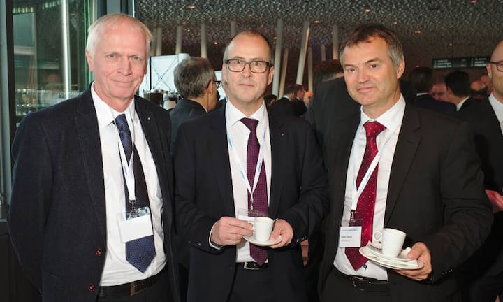 René Arnold, CFO, WWZ Energie AG;
Stephan Marty, CEO, ewl energie wasser luzern;
Robert Schürch, Leiter Verkauf und Energiewirtschaft, ewl energie wasser luzern