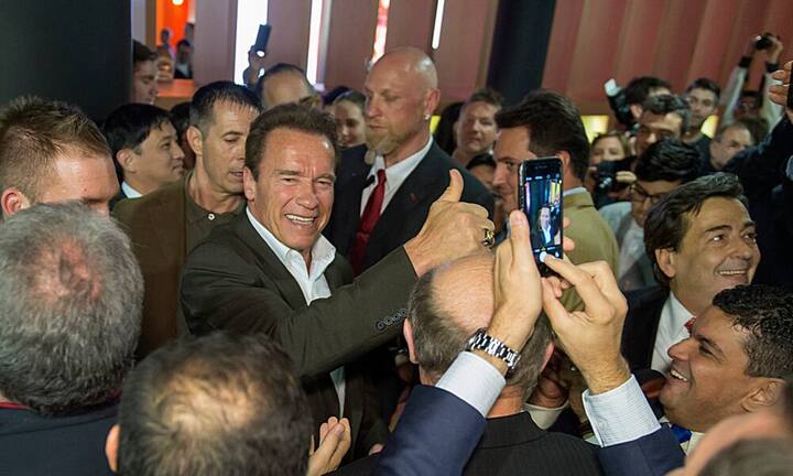 Eindrücke von der Baselworld 2015: Der Schauspieler und Ex-Gouverneur von Kalifornien, Arnold Schwarzenegger, ist zu Gast auf der Baselworld.