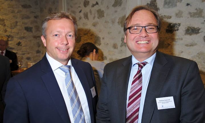 Dirk van Vliet, Senior Account Executive, OpenText AG;
Matthias Gottschalk, Managing Partner, Maiwald Patentanwaltsgesellschaft (Schweiz) GmbH