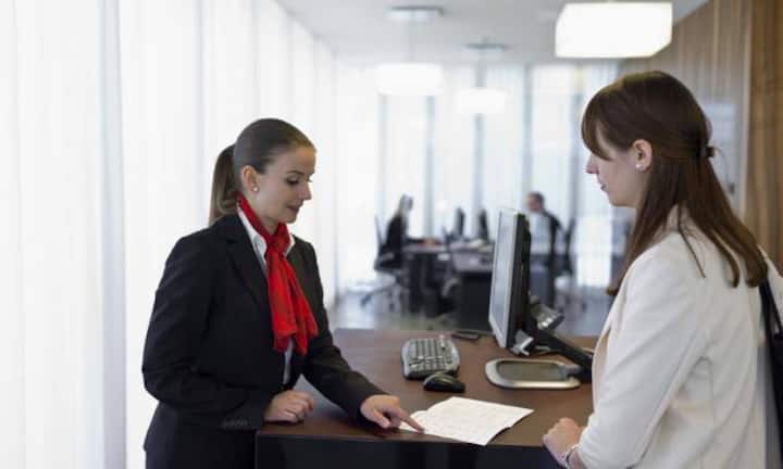 Raiffeisen
Zinsen: 55 Franken
Spesen: 54.50 Franken
Total: +0.50 Franken