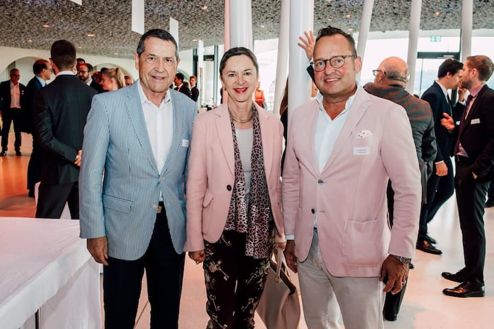 Dr. Ulrich Gygi (furrerhugi. ag), Barbara Schaerer (EidgenÃ¶ssiches Personalamt EPA) und Lorenz Furrer (furrerhugi. ag)