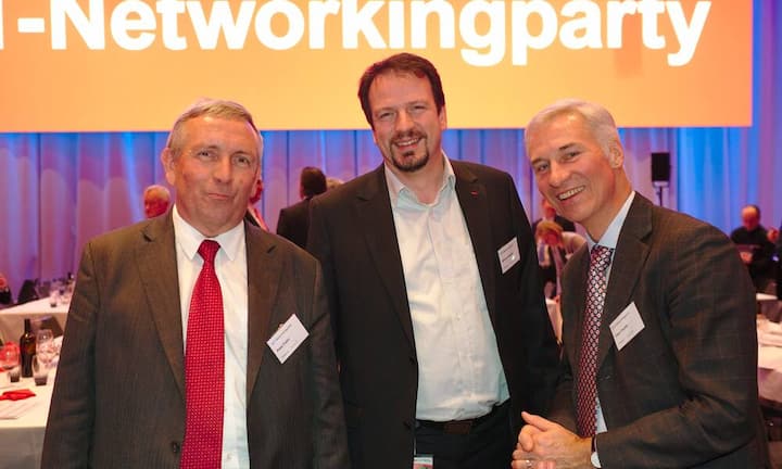 Peter Folini, Leiter Ressort Telematik Bund/Kantone, Konferenz der Kantonalen Polizeikommandanten;
Marcus Griesser, CISO, SBB;
Peter Fischer, Delegierter für Informatiksteuerung des Bundes