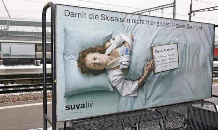 Das sind 2016 die zehn grössten Versicherungen der Schweiz:Platz 10: Suva
Die Bruttoprämien beliefen sich bei der Suva auf 4,2 Milliarden Schweizer Franken. Das ist knapp ein Prozent weniger als noch im Jahr zuvor. Mit 4224 Beschäftigten gehört die Suva auch im personellen Bereich nicht zu den kleinsten Versicherern. 
Keystone