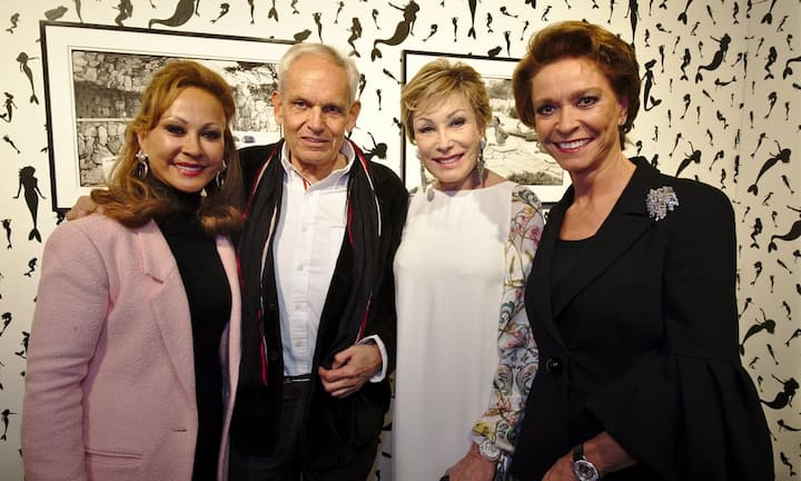 Hilda Burger-Calderon,Chairwoman, Zurich Red Cross Committee;
This Brunner, Filmproduzent;
Dr. Antje-Katrin Kühnemann, TV-Ärztin;
Silvia von Ballmoos, Inhaberin, von Ballmoos Communications