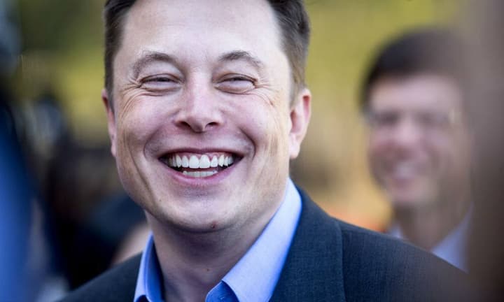 Elon Musk, CEO von Tesla Motors, bekommt offiziell jährlich genau einen Dollar Gehalt. Keystone