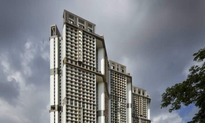 … sowie «SkyVille@Dawson» von WOHA Architects aus Singapur. Wer sich von den fünf Finalisten durchgesetzt hat, wird am 2. November verkündet. Bild: Patrick Bingham-Hall via CTBUH