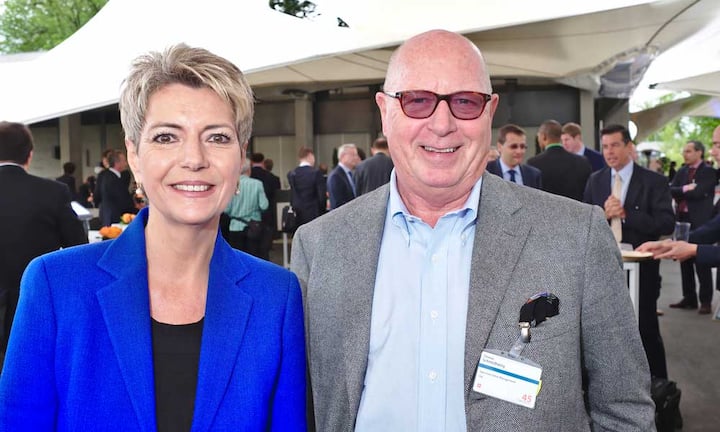 Karin Keller-Sutter, Ständerätin;
Thomas Schmidheiny, VR-Präsident, Spectrum Value Management Ltd.