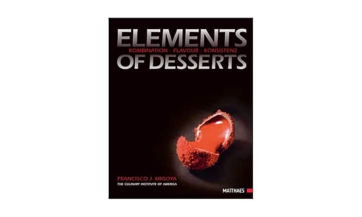 Zugegeben: Das ist kein Buch für Anfänger! Der Autor von «Elements of Desserts» ist ein absoluter Profi und dies widerspiegelt sich in seinen Rezepten. Auf den ersten 100 Seiten steht Informatives über Teigtypen, Schaumiges, Schokolade, Pralinen und Gefrorenes – plus sensorisches Basiswissen. Auf den mehr als 400 restlichen Seiten wird die moderne Dessertwelt in höchst ästhetischer Weise zelebriert.
«Elements of Desserts», Matthaes Verlag, ca. 119 Fr.