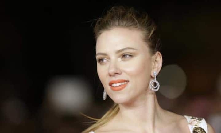 Scarlett Johansson verzeichnet dagegen Einbussen. 25 Millionen Dollar reichen dennoch für Platz drei. Angeblich wurde sie für ihre Arbeit im kontroversen Film «Ghost in the Shell» mit 17,5 Millionen Dollar bezahlt.